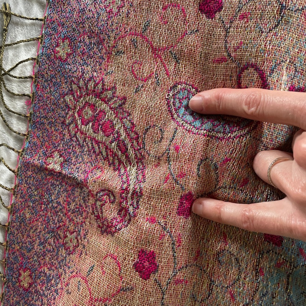 Pashmina Silk Shawl Paisley Print Lightweight Fringe Stole Boho Chic Artsy Wrap - Picture 6 of 12